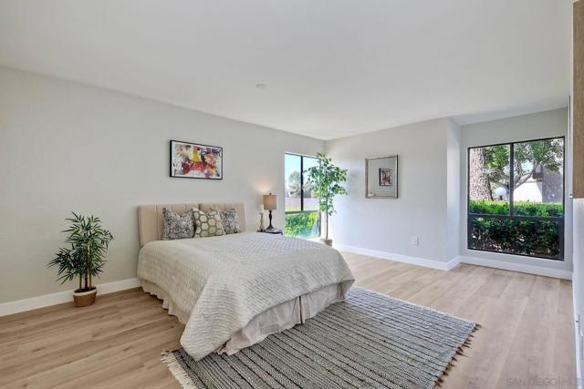 9209 Village Glen Dr, San Diego CA: https://media.crmls.org/mediaz/b51353a5-6fed-4a61-8bc8-2d0027a8aeee.jpg