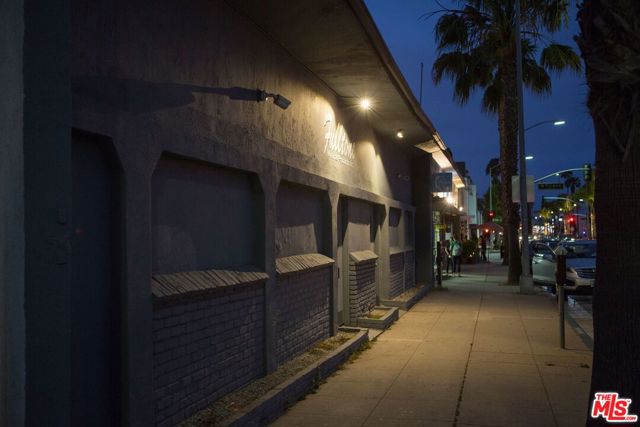11018 Washington Boulevard photo 4