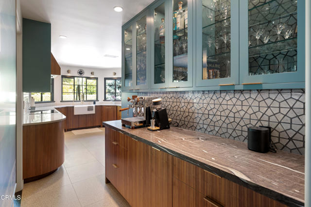 3312 Thorndale Road, Pasadena CA: https://media.crmls.org/mediaz/b513c655-3d15-4e20-8ea7-775dc640afdf.jpg