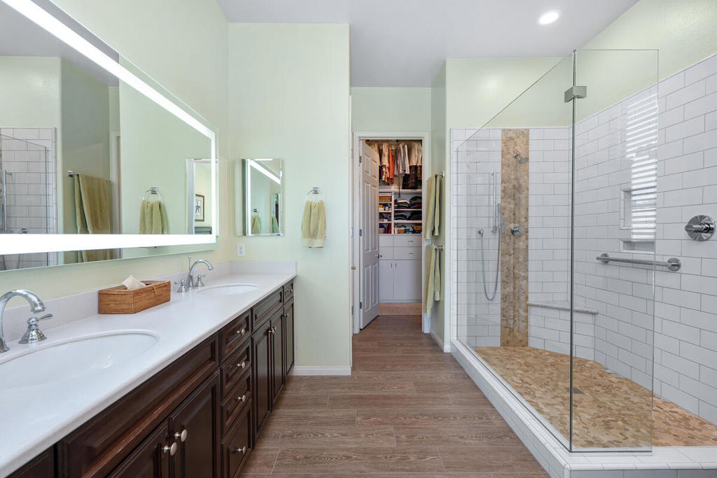 MLS #219135656DA image #16