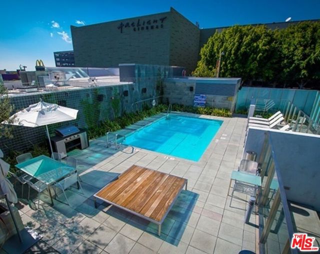1480 VINE Street, Los Angeles CA: https://media.crmls.org/mediaz/b5146db3-185a-4aa6-a85f-3548eca2c466.jpg