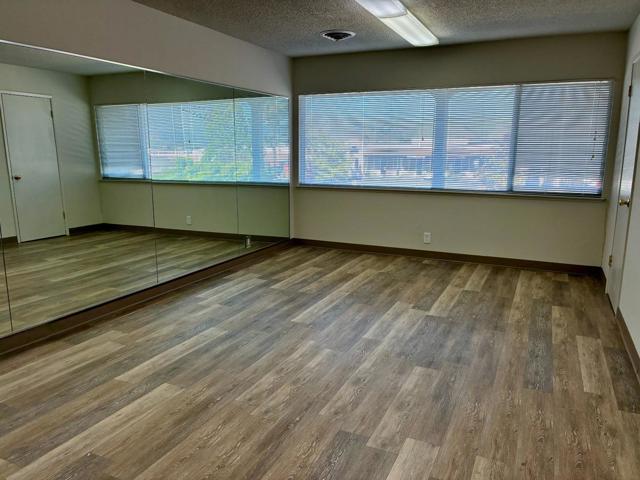 Image 7 of 13 For 16 Corning Avenue