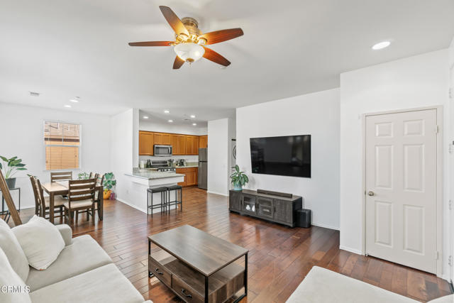 Detail Gallery Image 4 of 33 For 3241 N Ventura Rd, Oxnard,  CA 93036 - 2 Beds | 2 Baths