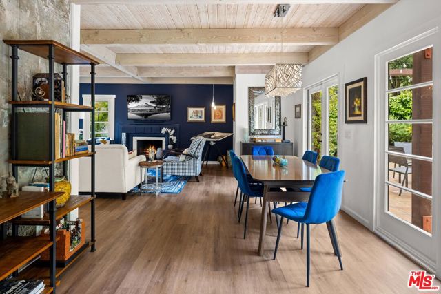 1435 Sycamore Canyon Road, Santa Barbara CA: https://media.crmls.org/mediaz/b5159491-708a-4c3b-80ab-3a2394054e50.jpg