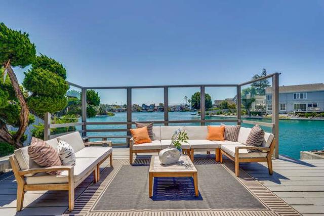 998 Flying Fish Street, Foster City CA: https://media.crmls.org/mediaz/b515f6a8-8716-4dbc-a8b4-a8996230fd85.jpg