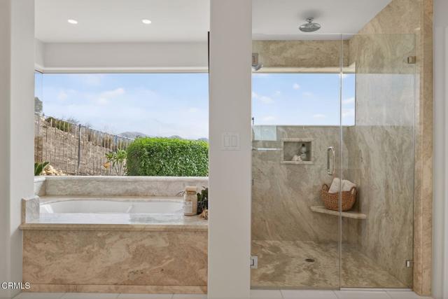Detail Gallery Image 22 of 55 For 864 Montclair Dr, Santa Paula,  CA 93060 - 4 Beds | 4/1 Baths
