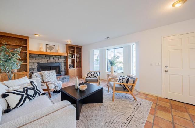 1524 Elm Avenue, Seaside CA: https://media.crmls.org/mediaz/b516bf3e-d4de-463d-8526-4efa192dc327.jpg