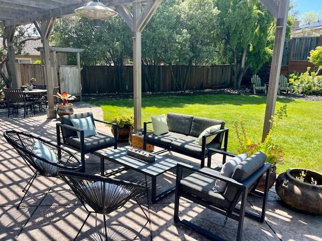 1118 Pinehurst Drive, Aptos CA: https://media.crmls.org/mediaz/b5180465-9c76-4e47-ad67-1c7b72e7f645.jpg