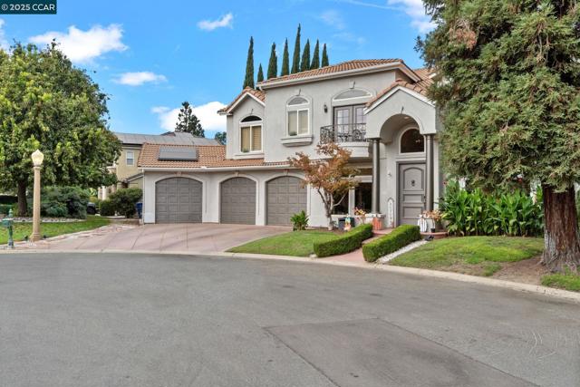 2550 E Jenny Ave, Fresno CA: https://media.crmls.org/mediaz/b5181919-3c01-40ed-88b1-117f0f1dc50d.jpg