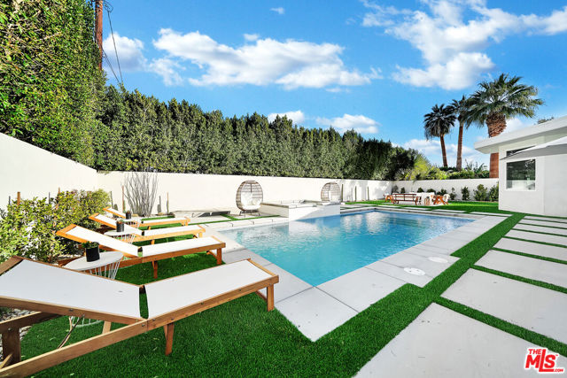 456 E Sonora Road, Palm Springs CA: https://media.crmls.org/mediaz/b518419f-fe76-4a08-b01e-cd4088df227c.jpg
