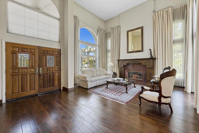 Image 5 of 64 For 1006 Acero Street