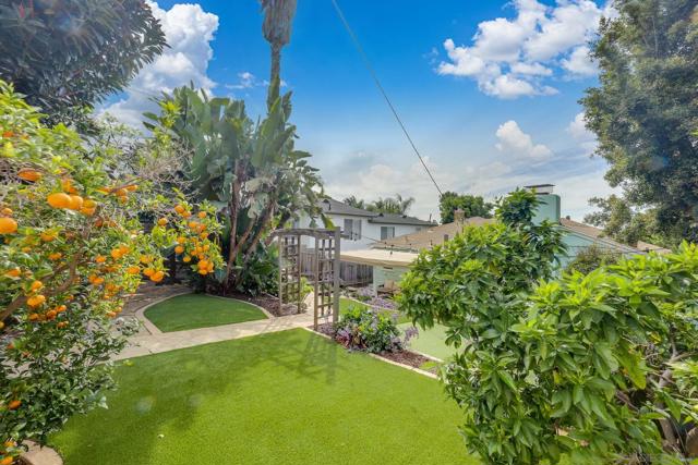 4375 77 Arizona St, San Diego CA: https://media.crmls.org/mediaz/b51bdf6d-dd00-4b5a-b71d-adf332e5df18.jpg