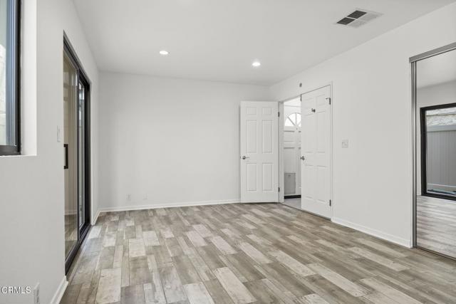 116 La Brea Street, Oxnard CA: https://media.crmls.org/mediaz/b51d9254-d1eb-495c-8d59-94e2719bf9cd.jpg