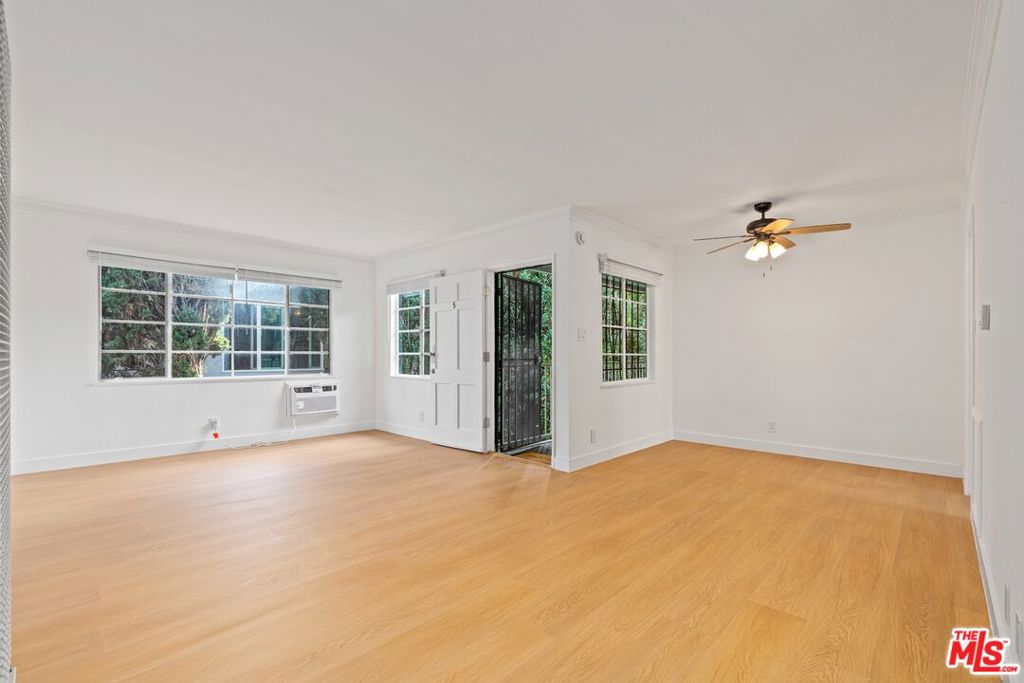 1754 Malcolm Avenue #5