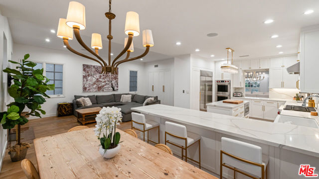 131 Roma Court photo 6