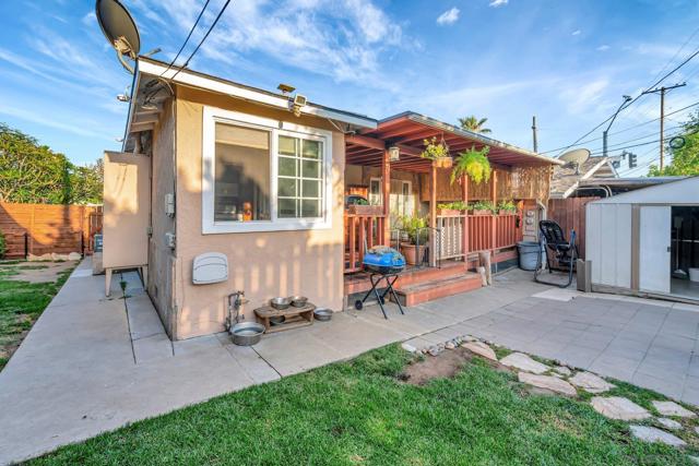 12004 06 Winter Gardens Dr, Lakeside CA: https://media.crmls.org/mediaz/b51febbc-0299-47c5-8ee5-a187c6a549d8.jpg