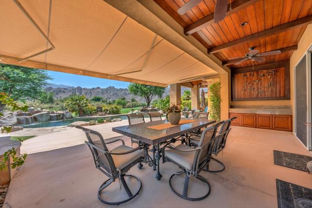 57205 Merion, La Quinta CA: https://media.crmls.org/mediaz/b52065c2-b6e2-46c8-a7a4-2fcc2e43aa6a.jpg