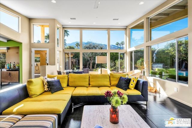 1554 E San Lucas Road, Palm Springs CA: https://media.crmls.org/mediaz/b520ef43-6d42-421e-90f4-26da78c4fdb5.jpg