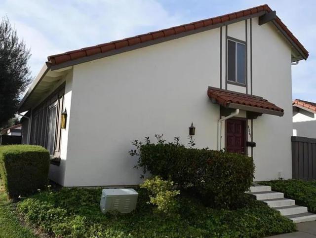 8063 Park Villa Circle, Cupertino CA: https://media.crmls.org/mediaz/b5214931-e0db-424a-af84-11f930050f87.jpg