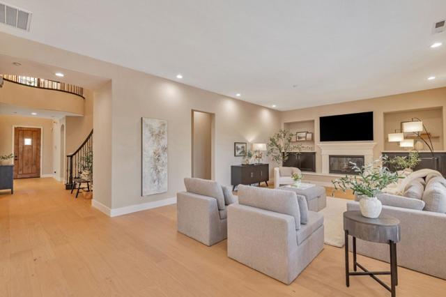 2892 Birkdale Court, Gilroy CA: https://media.crmls.org/mediaz/b521caa7-f4c7-4f41-8394-4ba951642237.jpg