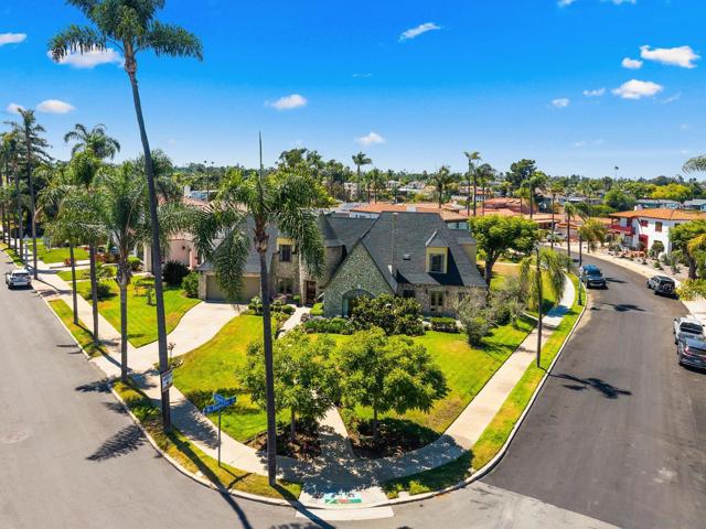 4386 Adams Ave, San Diego CA: https://media.crmls.org/mediaz/b5222a7d-8219-4827-8abd-e719459022f9.jpg