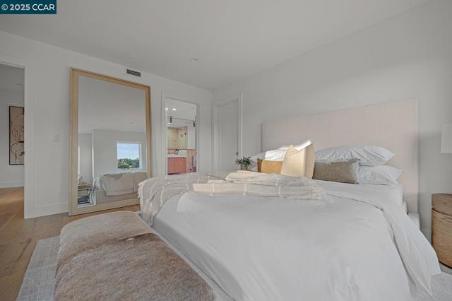 3742 Mt. Diablo Blvd, Lafayette CA: https://media.crmls.org/mediaz/b522d512-e278-4ff2-96e6-ac78ba148f9a.jpg