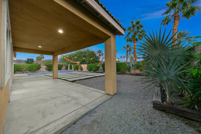 43820 Cape Cod Court, Indio CA: https://media.crmls.org/mediaz/b52354f2-2eee-43cd-b978-5d1f9b62dad6.jpg