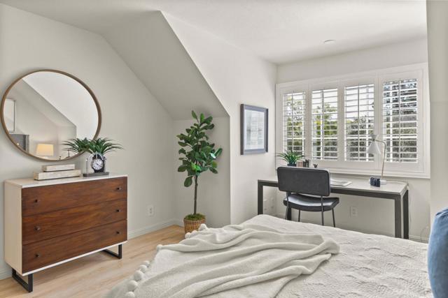 2982 Arguello Drive, Burlingame CA: https://media.crmls.org/mediaz/b5255cfb-870d-45ab-b0db-db2aa76b5672.jpg