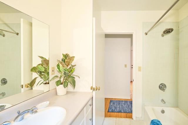 91 Carr Avenue, Aromas CA: https://media.crmls.org/mediaz/b5272e1f-0a6f-4d33-b7d1-620b295ff29e.jpg