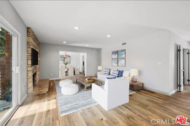 8204 Clemens Avenue, West Hills CA: https://media.crmls.org/mediaz/b527cbc3-ac5f-48b6-86a4-1f9eb97eef99.jpg