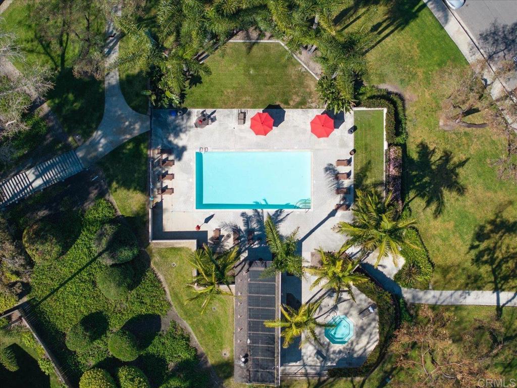 https://media.crmls.org/mediaz/b528366a-a054-4a60-96c1-85d0469db6f4.jpg?preset=X-Large
