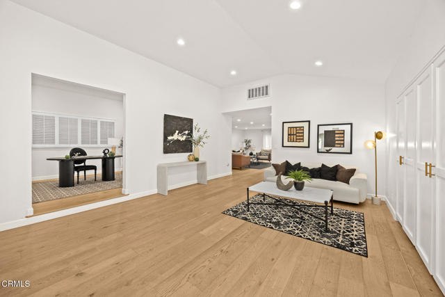 Image 15 of 76 For 4754 Palm Drive