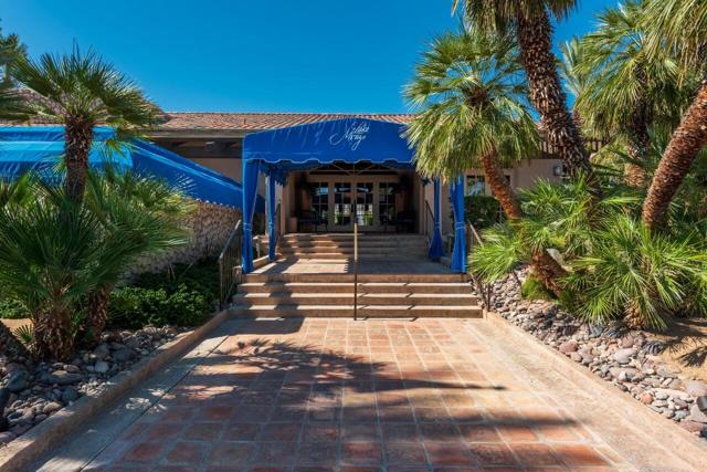 105 Lake Shore Drive, Rancho Mirage CA: https://media.crmls.org/mediaz/b5291d3e-7758-4818-a67a-82c70850732c.jpg