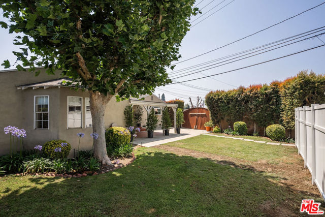 3 Bed Home for Sale in Burbank, California