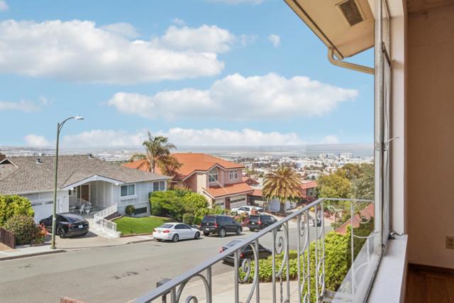 1259 Toyon Drive, Millbrae CA: https://media.crmls.org/mediaz/b52b83da-8e5f-4cd7-9b41-c00e7a221d49.jpg