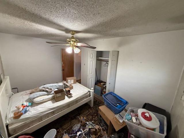 160 N Santa Rosa Street, Los Banos CA: https://media.crmls.org/mediaz/b52d1e7d-f3b6-4fed-9f36-2d58422ec069.jpg