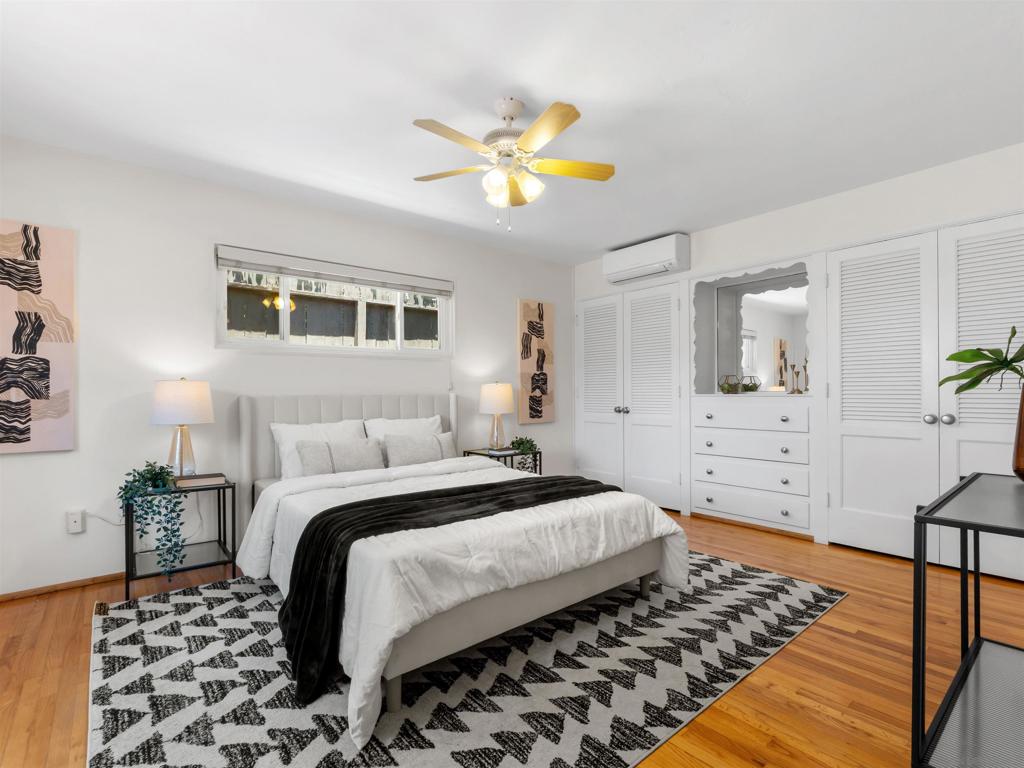 2136 Guy Street - photo 15