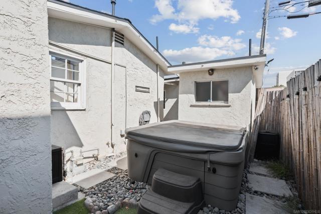 4119 Orange Ave, San Diego CA: https://media.crmls.org/mediaz/b52df3e1-e9af-4e77-8b8f-a2d8a40a8141.jpg