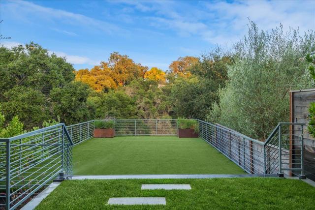 1627 Shirley Avenue, Los Altos CA: https://media.crmls.org/mediaz/b52dfd6d-eee8-4242-946a-0088a7cc6edc.jpg
