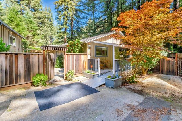 165 Saint Francis Drive, Boulder Creek CA: https://media.crmls.org/mediaz/b52e167b-20be-4d5b-a2db-b708b9fa33fa.jpg