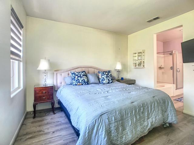 7755 Via Montebello, San Diego CA: https://media.crmls.org/mediaz/b52e38ff-f6d2-4553-8cf5-6c88b282a83b.jpg