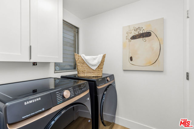 4804 La Villa Marina, Marina del Rey CA: https://media.crmls.org/mediaz/b52efaa6-95a9-46d4-aef7-0df35bb93c69.jpg