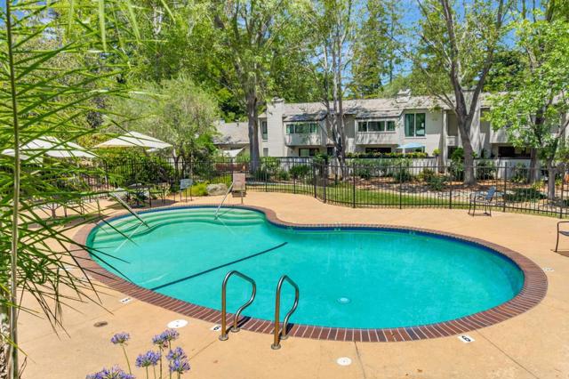 105 Strathmore Place, Los Gatos CA: https://media.crmls.org/mediaz/b52f154c-7e8d-4153-86ac-bd4853582f40.jpg