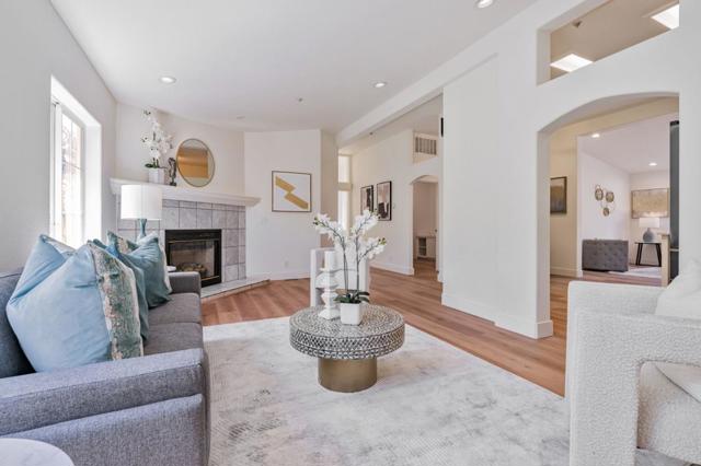123 Wayne Court, Redwood City CA: https://media.crmls.org/mediaz/b52fa581-3712-4ee8-904b-74834cc2cc62.jpg