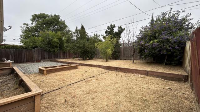 526 Sheridan Place, San Jose CA: https://media.crmls.org/mediaz/b52fc69e-3875-426b-83e3-66ec7eb8dc16.jpg