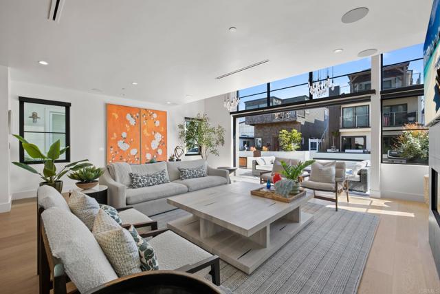 Detail Gallery Image 53 of 72 For 119 41st St, Newport Beach,  CA 92663 - 3 Beds | 5 Baths