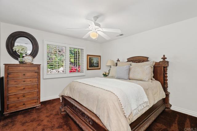 3698 Camino De Las Lomas, Vista CA: https://media.crmls.org/mediaz/b5326d6d-9d0a-451c-92d3-ae1309ed4389.jpg