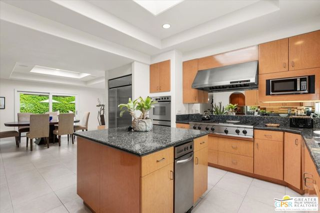 526 W Chino Canyon Road, Palm Springs, CA 92262