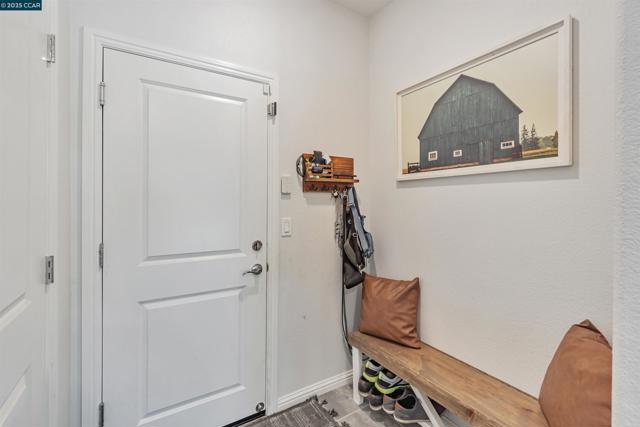 158 Wooley Creek Way, Brentwood CA: https://media.crmls.org/mediaz/b533f22e-f2d3-43d9-8ffe-c9c8a70735df.jpg