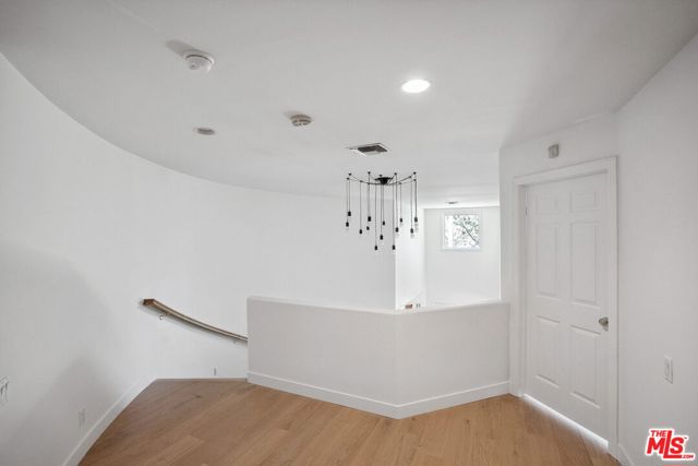 314 22nd Street, Santa Monica CA: https://media.crmls.org/mediaz/b534ff25-41e6-4c8b-9a61-828444e87c5d.jpg